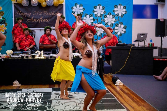 Cook islands entertainment group of girls dancing